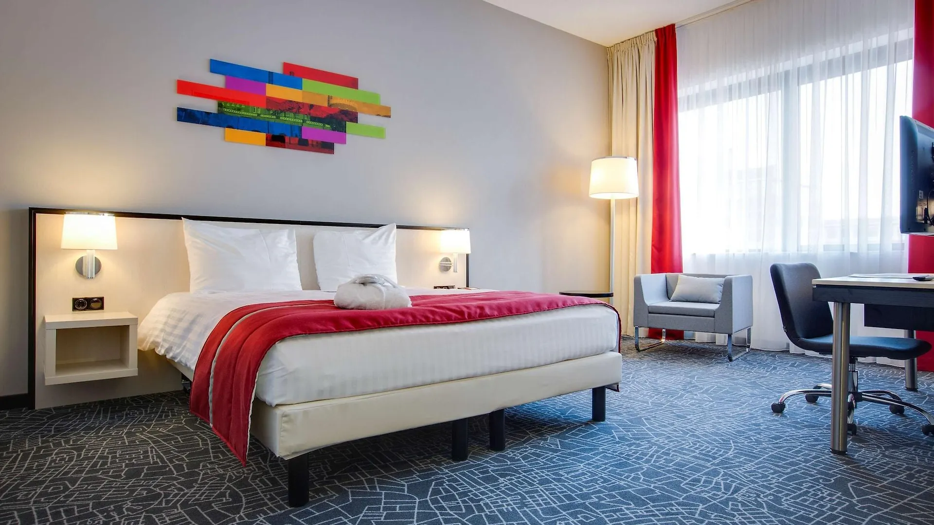 Park Inn By Radisson Схипхол