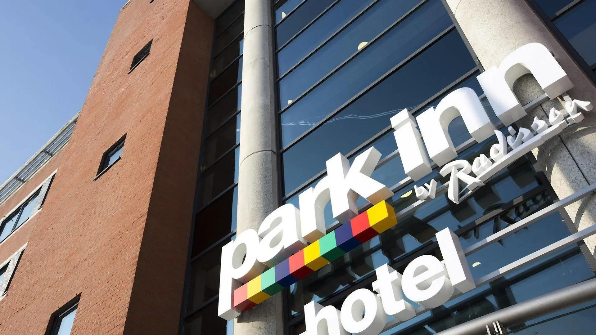 Park Inn By Radisson Схипхол Отель